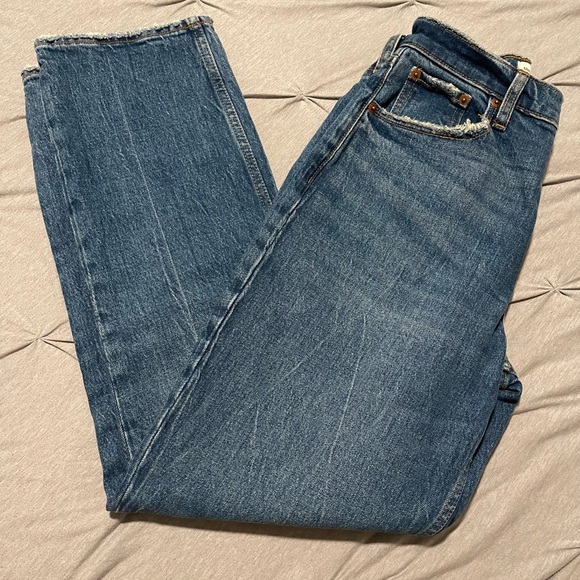 Abercrombie & Fitch Curve Love 90s Ultra High Rise Straight Jeans- Size 27S NWOT - Picture 2 of 4
